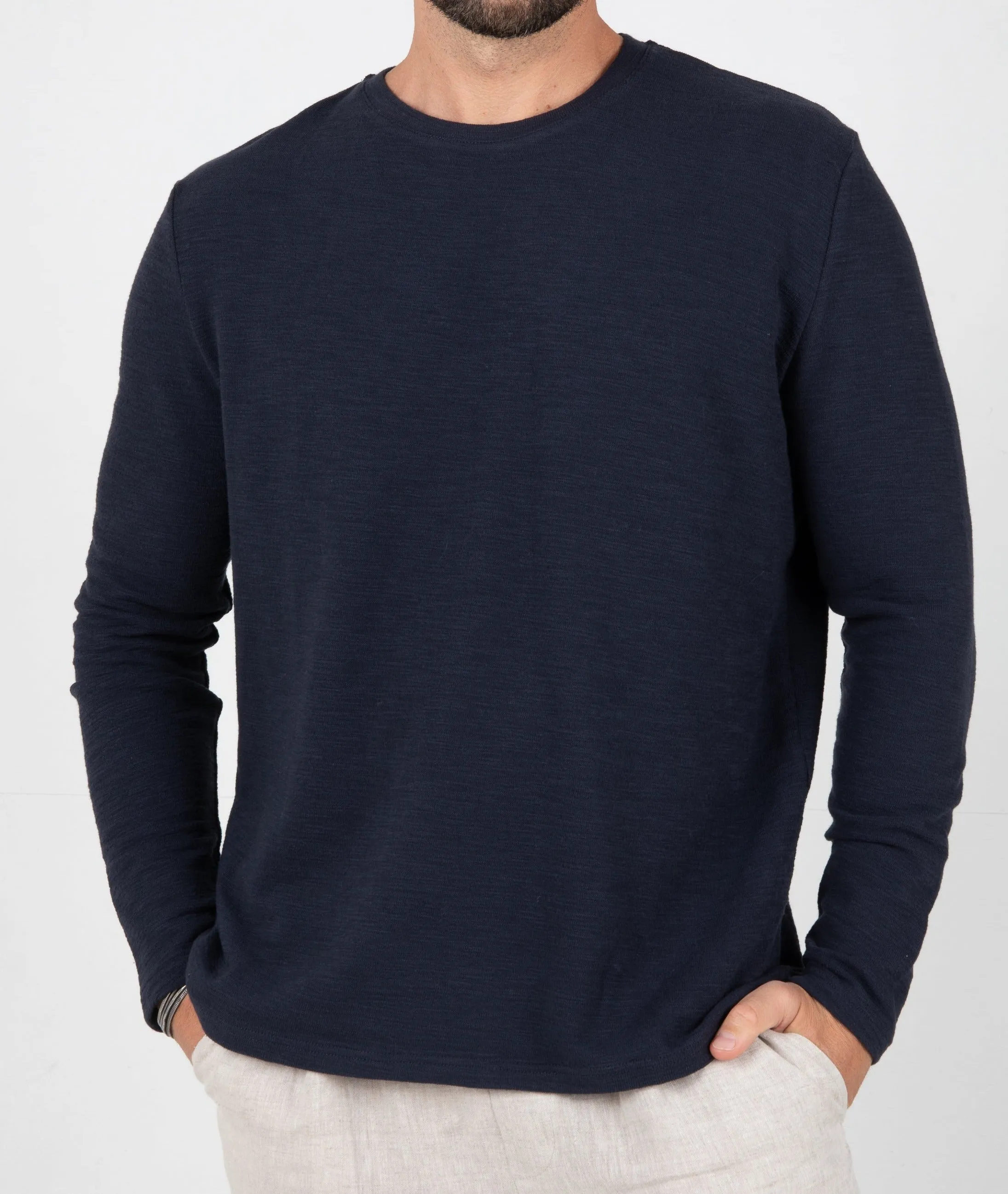 BODHI CREW SWEATER - NAVY