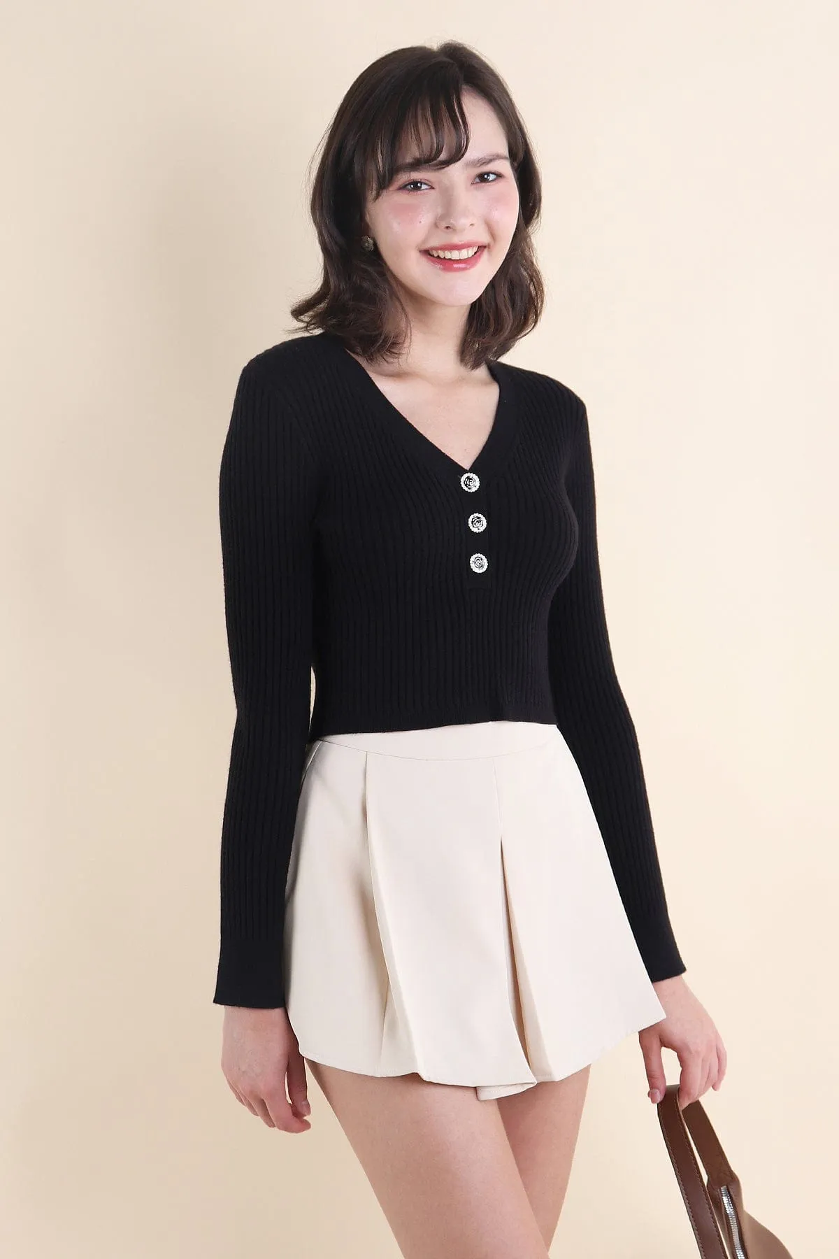 COCO RIBBED KNIT TOP IN BLACK