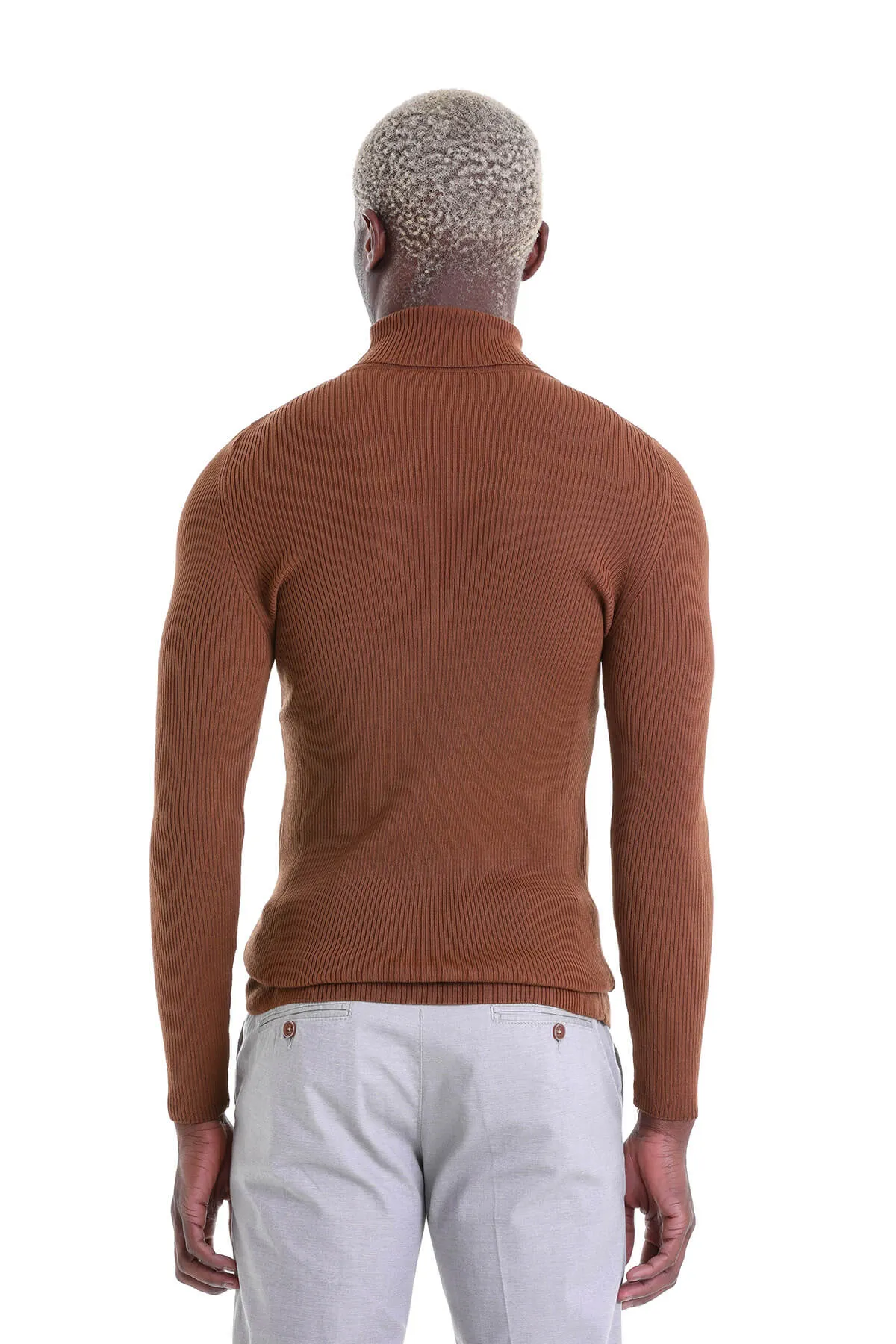 Comfort Fit Wool Blend Tobacco Turtleneck Sweater