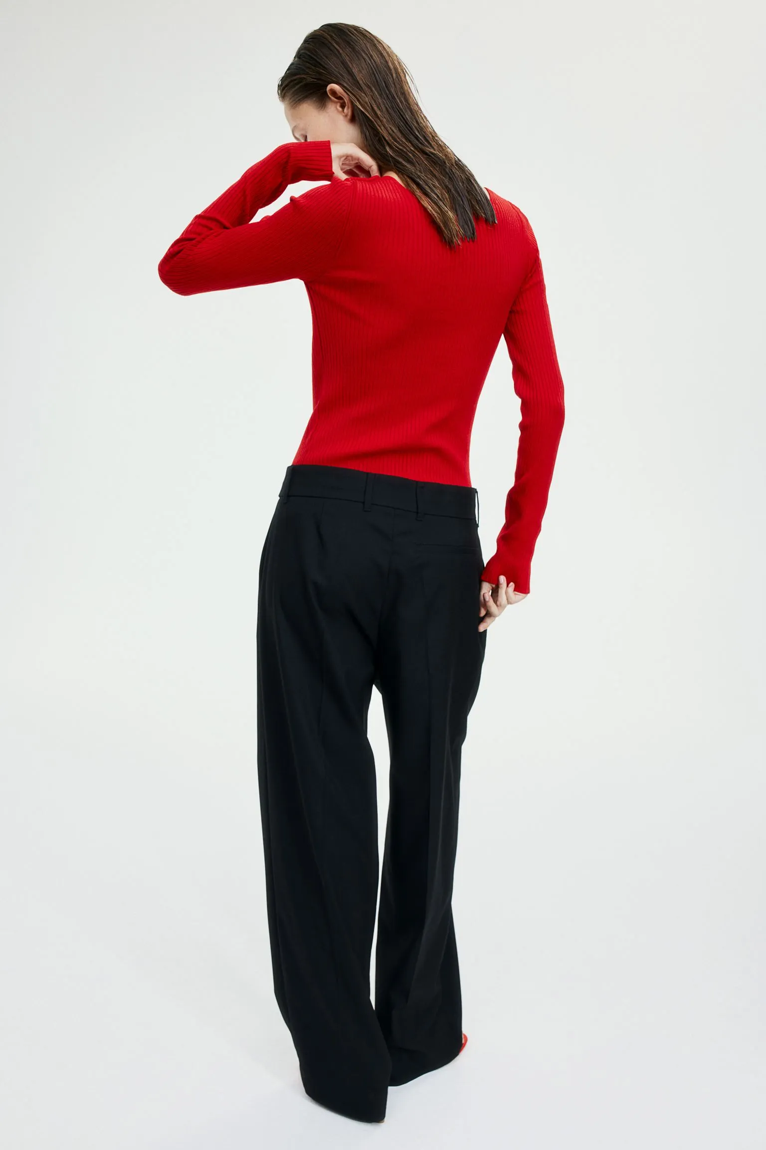 Jumper H&M With Asymmetrical Neckline, red