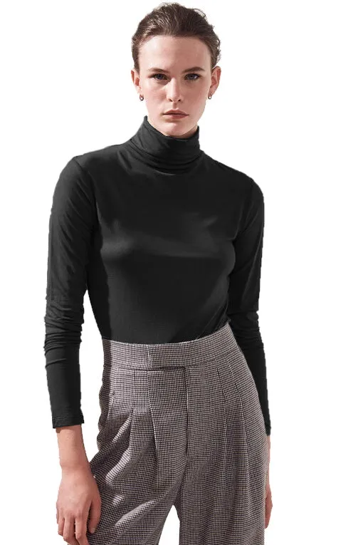 Moscou Turtleneck