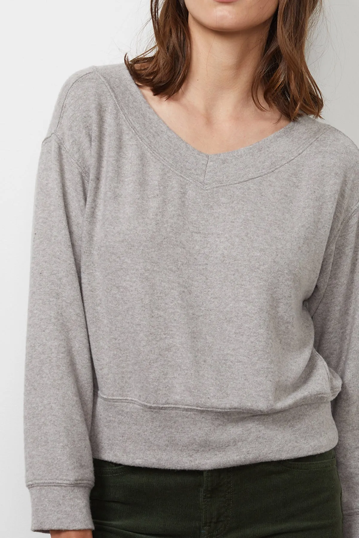 SLOE CROPPED SWEATER