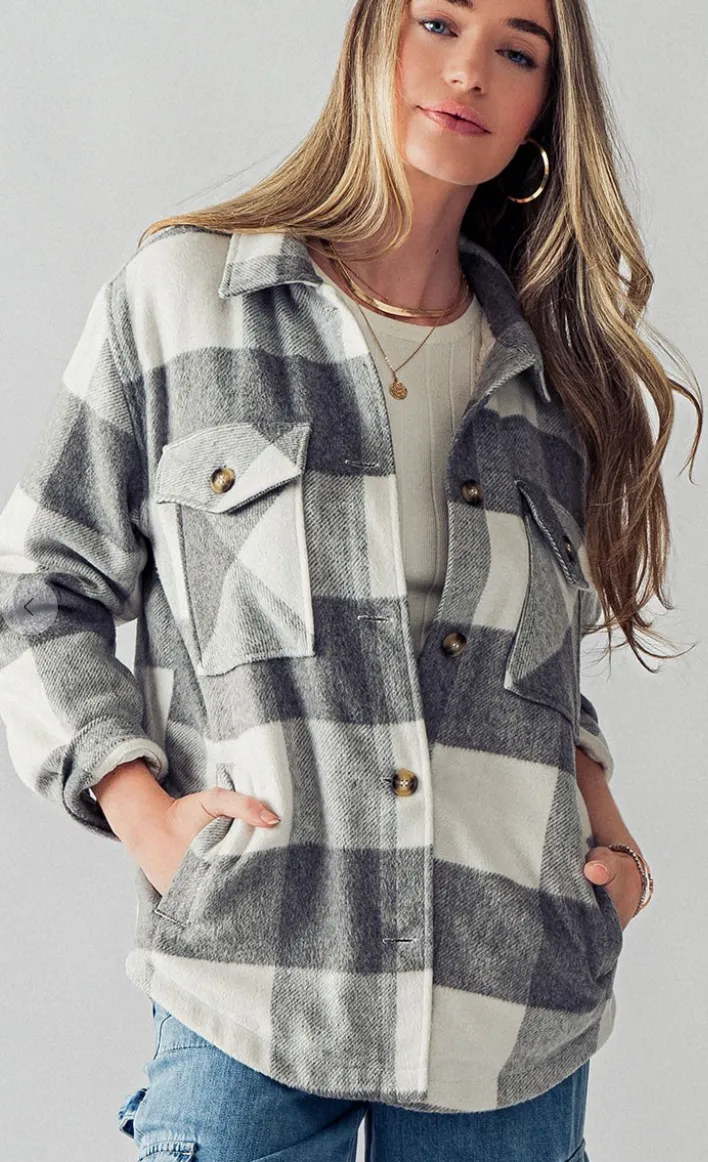 Trend Notes Bella Teddy Plaid Shacket