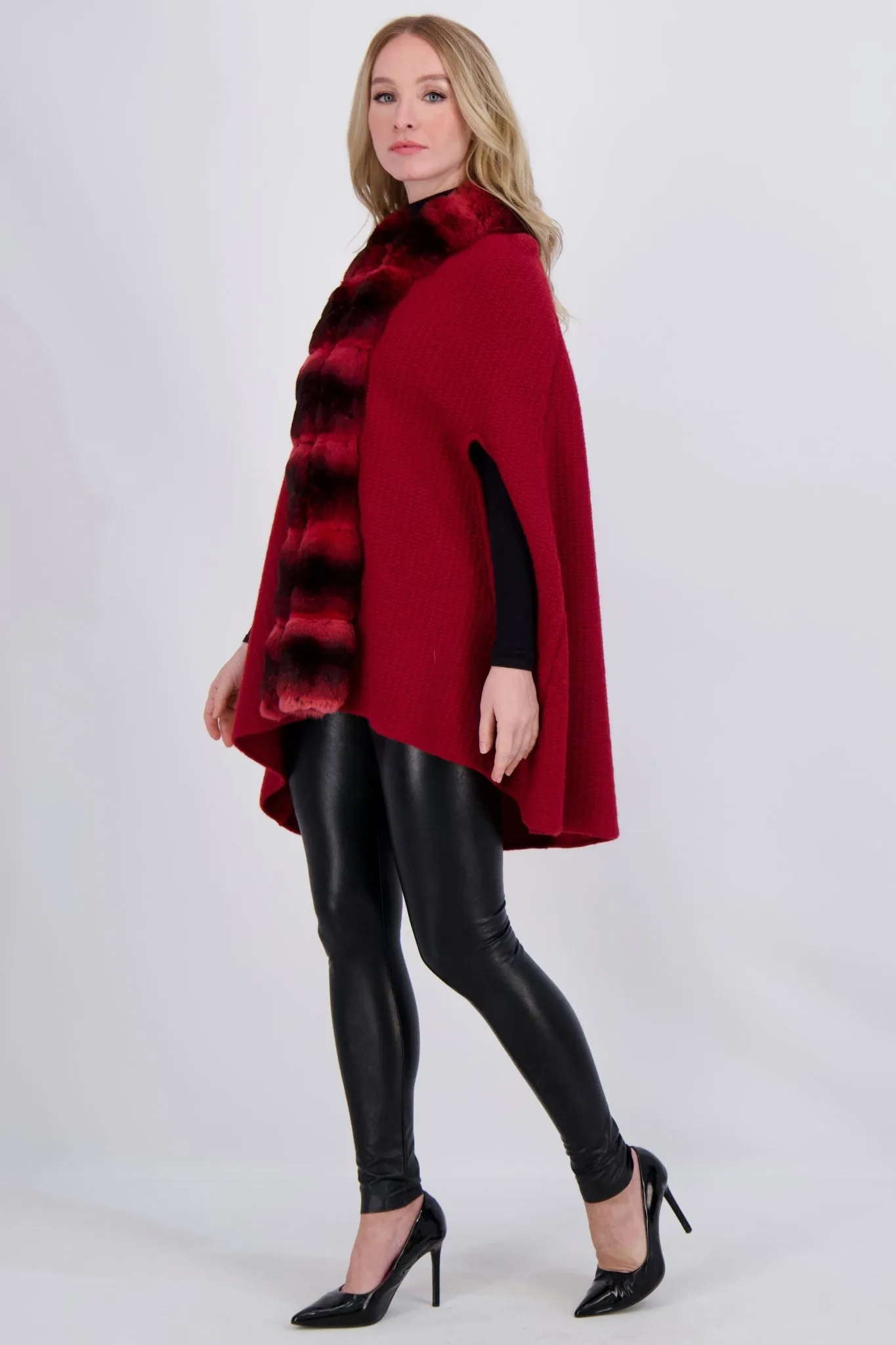 WOOL AND CASHMERE CAPE WITH CHINCHILLA TUXEDO COLLAR