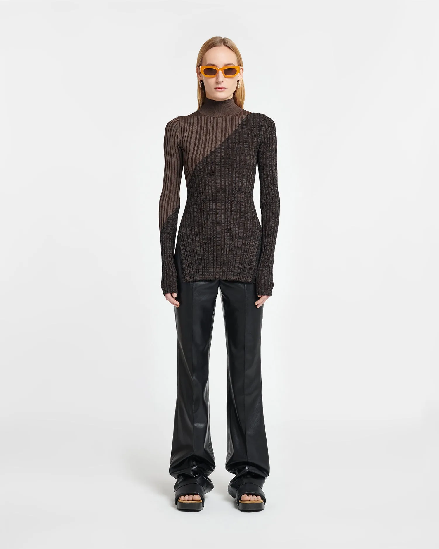 Zareen - Ribbed Merino Wool Turtleneck Top - Fossil/Black